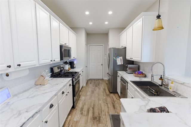 6216 Stoney Creek Drive, Pasadena, TX 77503