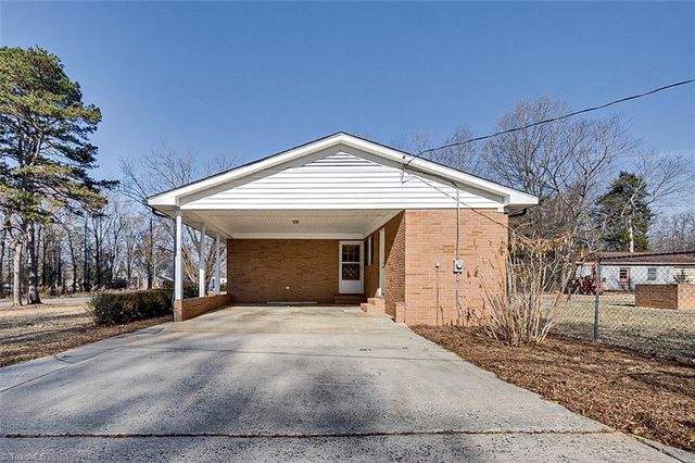 5568 NC Highway 49 N, Liberty, NC 27298