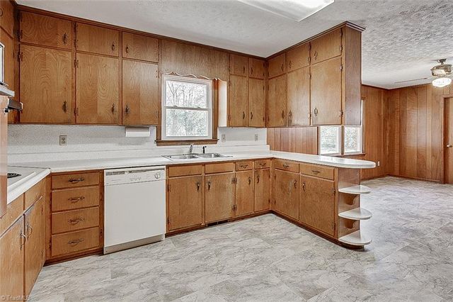 5568 NC Highway 49 N, Liberty, NC 27298