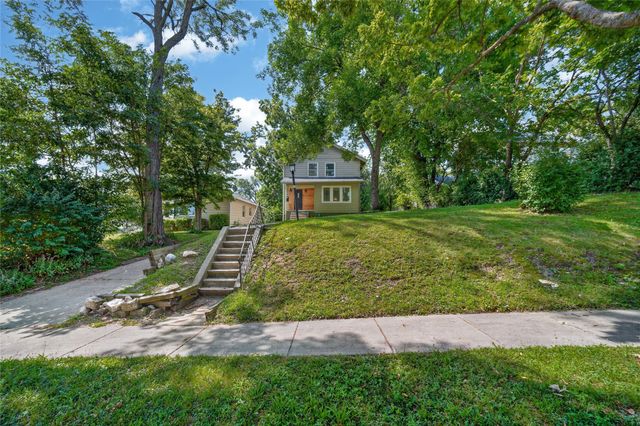 2814 School Street, Des Moines, IA 50311