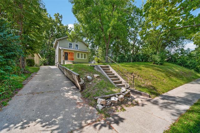2814 School Street, Des Moines, IA 50311