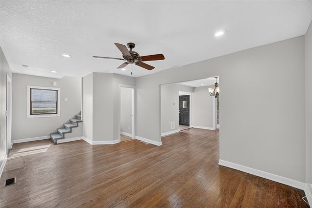 2814 School Street, Des Moines, IA 50311
