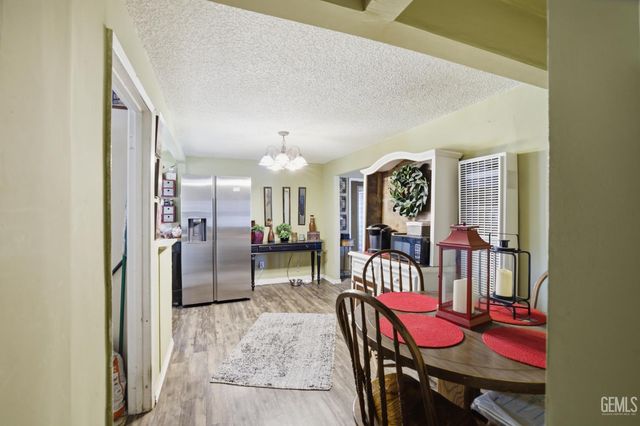 733 Decatur Street, Bakersfield, CA 93308