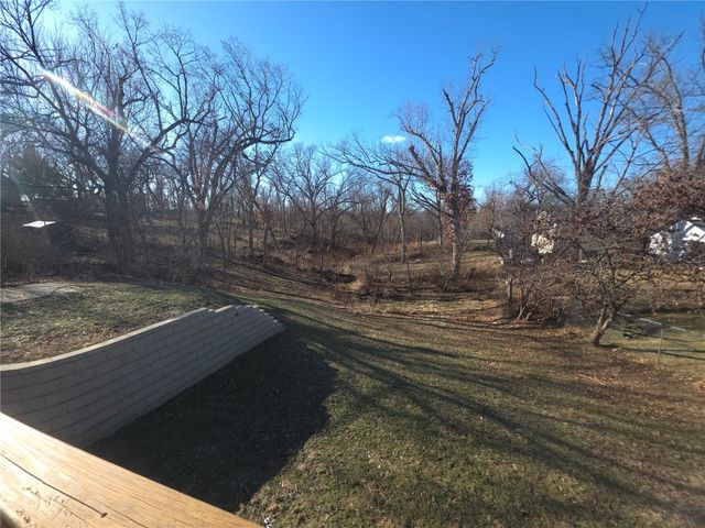 1437 30th Street SE, Cedar Rapids, IA 52403