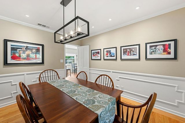881 El Chorro Way, Sacramento, CA 95864