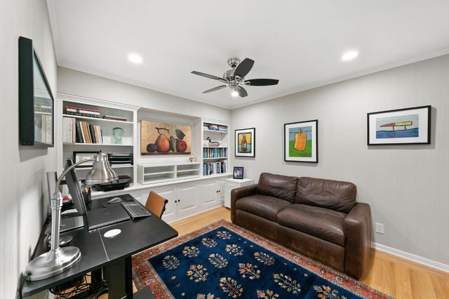 881 El Chorro Way, Sacramento, CA 95864