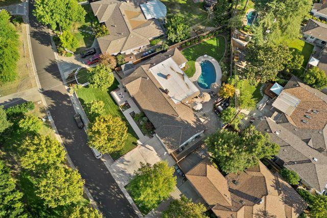 881 El Chorro Way, Sacramento, CA 95864