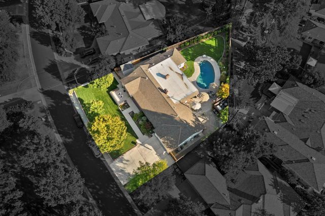 881 El Chorro Way, Sacramento, CA 95864