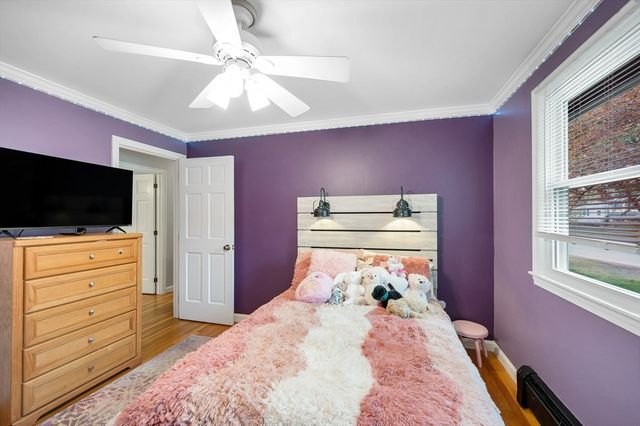 9 Sunrise Dr, Hudson, NH 03051