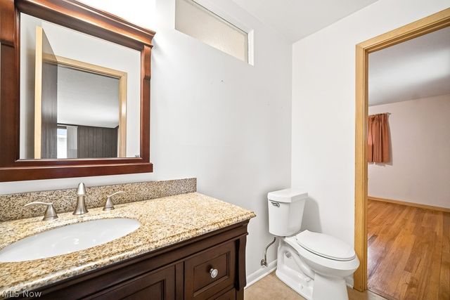 6161 Winchester Drive, Seven Hills, OH 44131