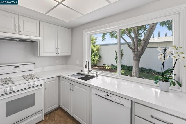 671 Starling Ave, Livermore, CA 94551