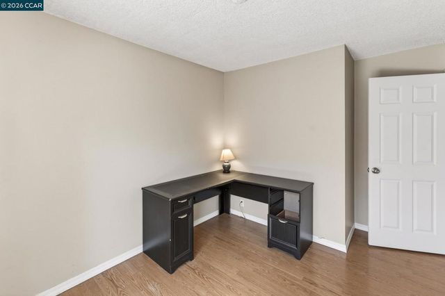 671 Starling Ave, Livermore, CA 94551