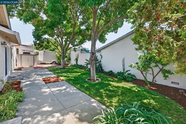 671 Starling Ave, Livermore, CA 94551