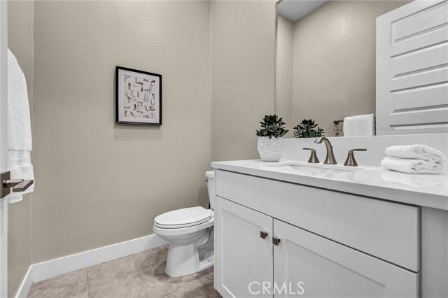 109 Pitch, Irvine, CA 92618