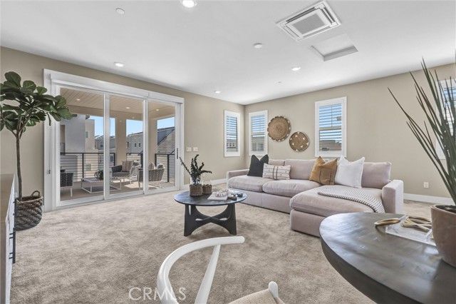 109 Pitch, Irvine, CA 92618