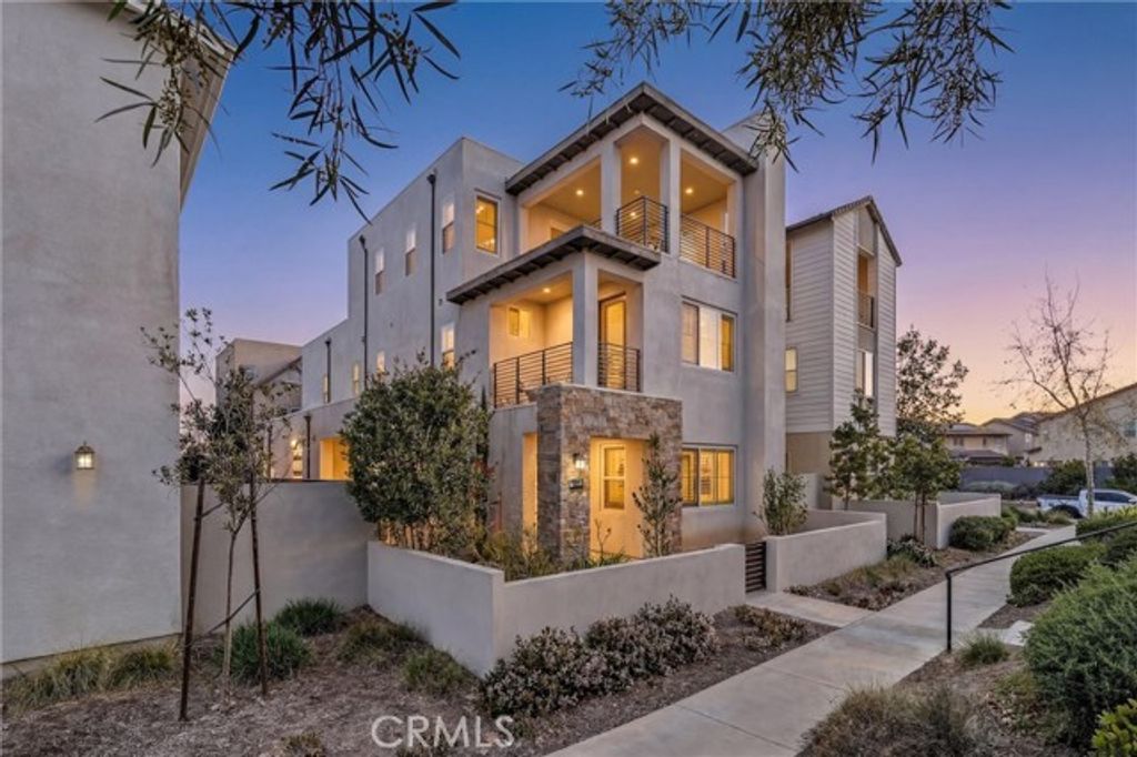 109 Pitch, Irvine, CA 92618