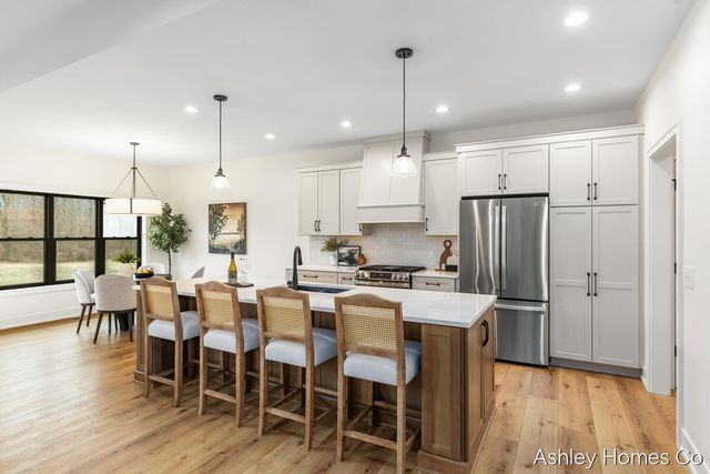 11035 Shaner Avenue, Rockford, MI 49341