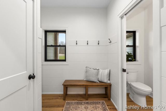 11035 Shaner Avenue, Rockford, MI 49341