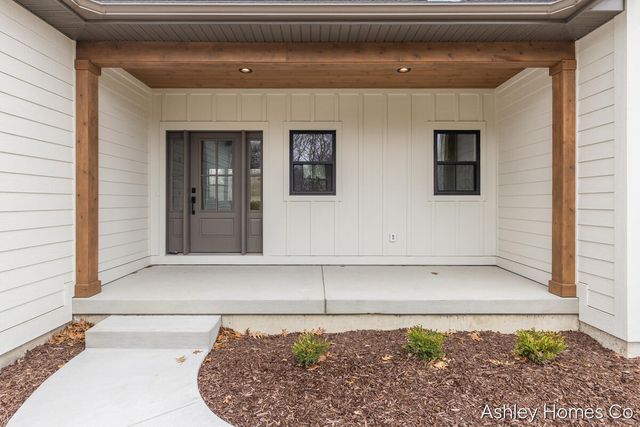 11035 Shaner Avenue, Rockford, MI 49341