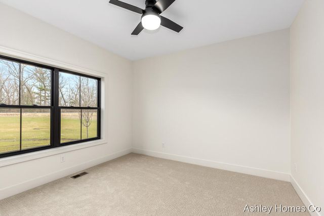 11035 Shaner Avenue, Rockford, MI 49341