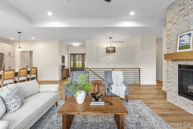 11035 Shaner Avenue, Rockford, MI 49341