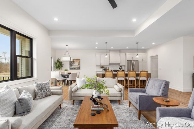 11035 Shaner Avenue, Rockford, MI 49341