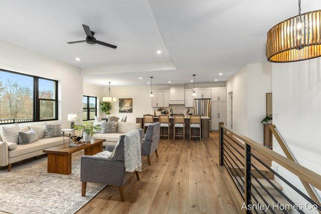 11035 Shaner Avenue, Rockford, MI 49341