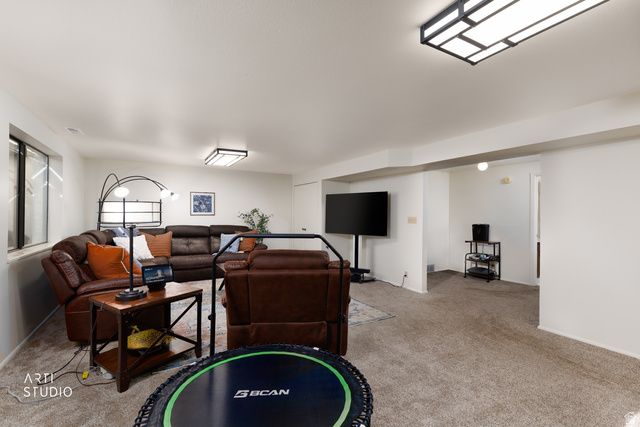 1747 COBBLESTONE DR, Provo, UT 84604