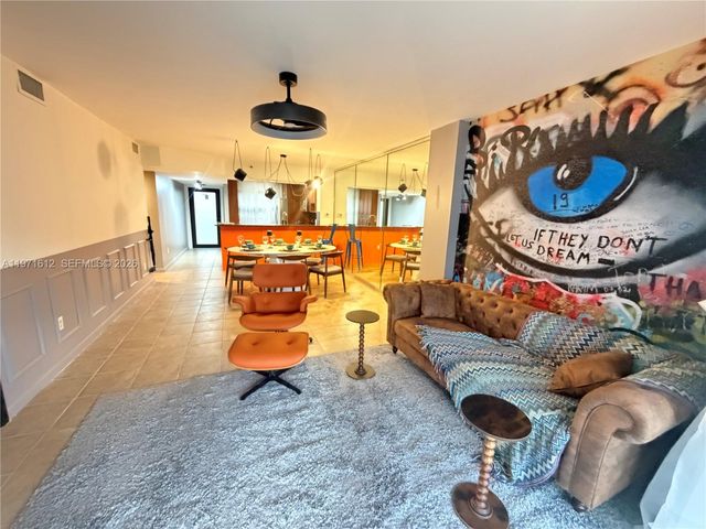 896 N Federal Hwy 326, Lantana, FL 33462