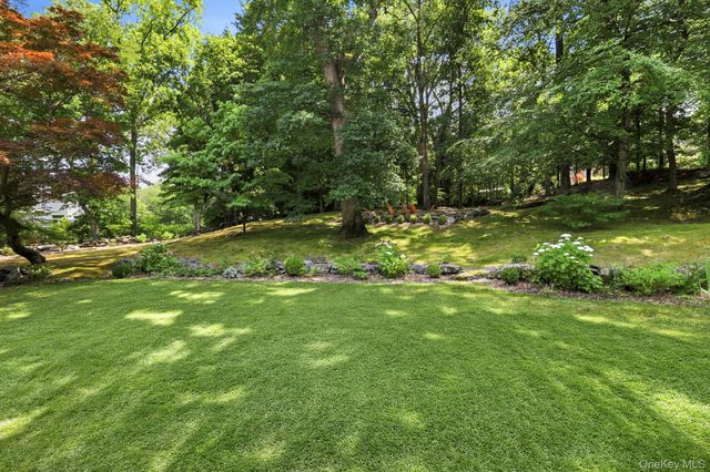 670 Long Hill Road W, Briarcliff Manor, NY 10510