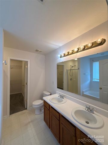 2807 Forest Grove Court, Charlotte, NC 28269