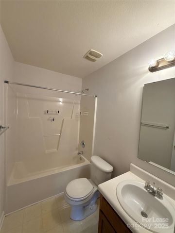 2807 Forest Grove Court, Charlotte, NC 28269