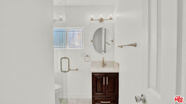 2239 W Lincoln Street, Long Beach, CA 90810