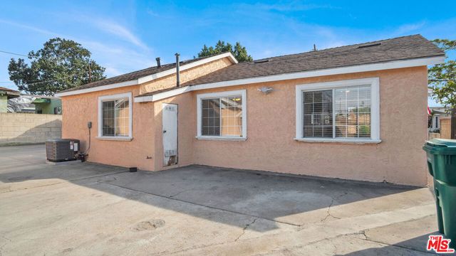 2239 W Lincoln Street, Long Beach, CA 90810