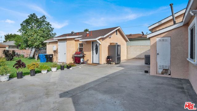 2239 W Lincoln Street, Long Beach, CA 90810