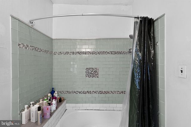 4949 HAZEL AVE, Philadelphia, PA 19143