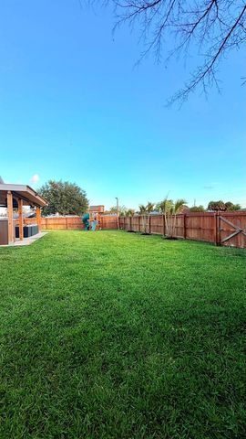 2456 SW Monterrey Lane, Port St. Lucie, FL 34953