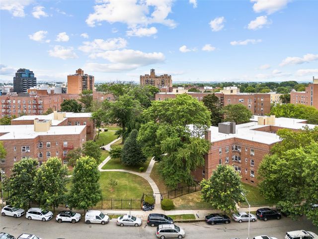 147-25 38th Ave F26, Flushing, NY 11354