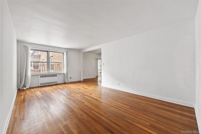 147-25 38th Ave F26, Flushing, NY 11354