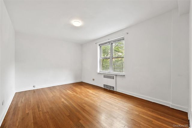 147-25 38th Ave F26, Flushing, NY 11354