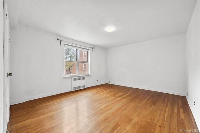 147-25 38th Ave F26, Flushing, NY 11354