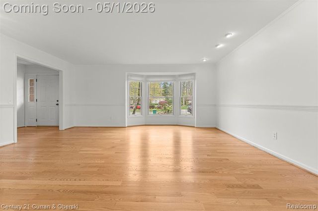 29216 Arlington Way Court, Farmington Hills, MI 48331