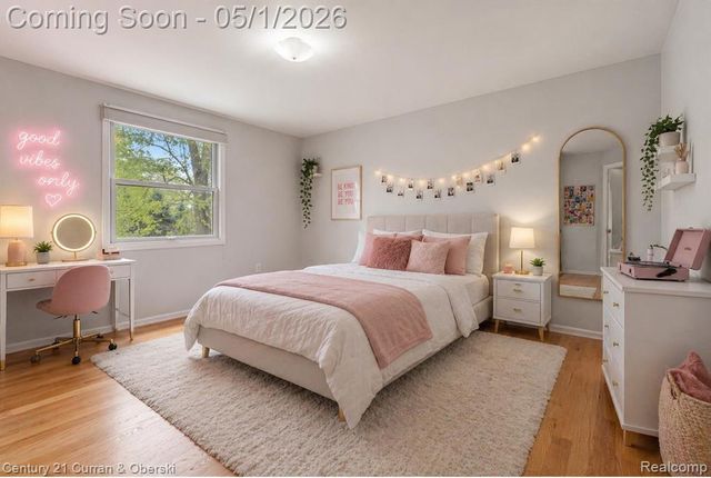 29216 Arlington Way Court, Farmington Hills, MI 48331