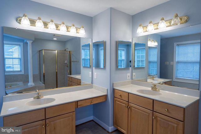 4 KIRBY LN, Stafford, VA 22554