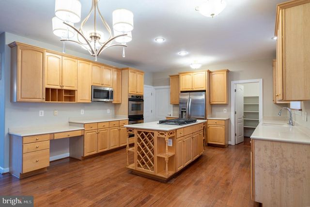 4 KIRBY LN, Stafford, VA 22554