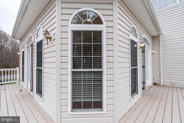 4 KIRBY LN, Stafford, VA 22554