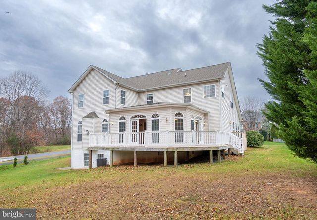 4 KIRBY LN, Stafford, VA 22554