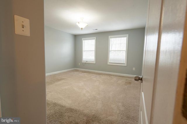 4 KIRBY LN, Stafford, VA 22554