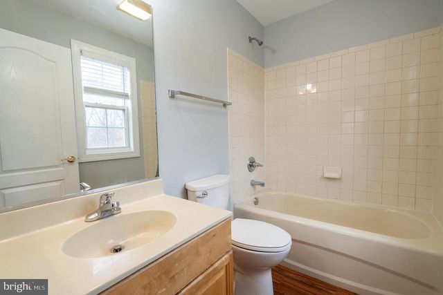 4 KIRBY LN, Stafford, VA 22554