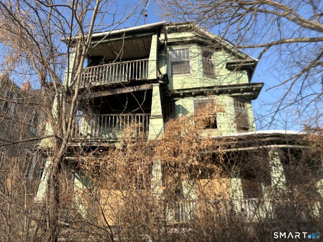 230 Plaza Avenue, Waterbury, CT 06710